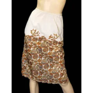 Vintage Half Slip Silk Paisley Appliqué Elizabeth Arden 1950S Small