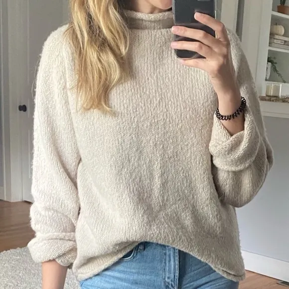 Vintage Northern Reflections cream off white turtleneck wool blend cozy sweater