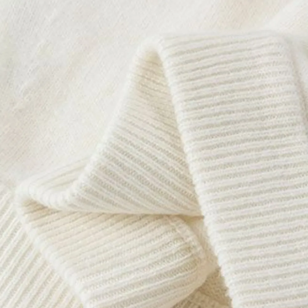 Women's Solid Color Turtleneck Sweater