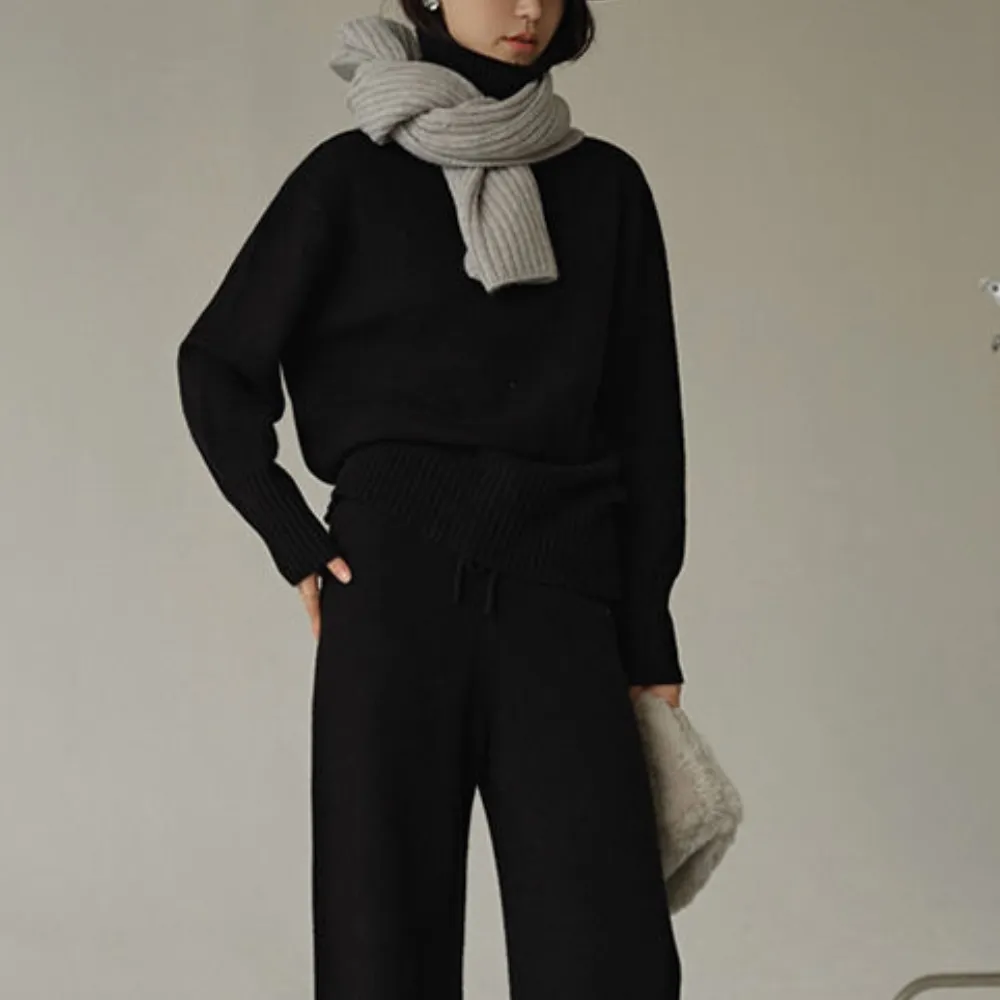 Women's Solid Color Turtleneck Sweater